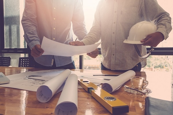 construcao-de-casa-profissionais-necessarios-min.jpg